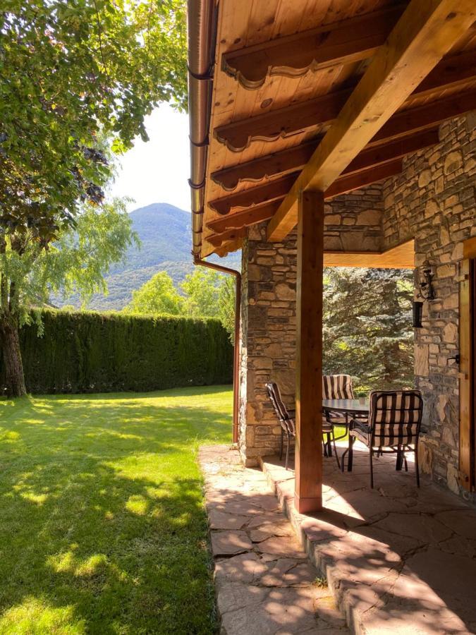 Casa Moron Villa Villanua Luaran gambar